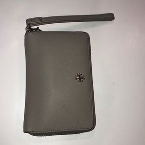 Tory Burch wristlet wallet